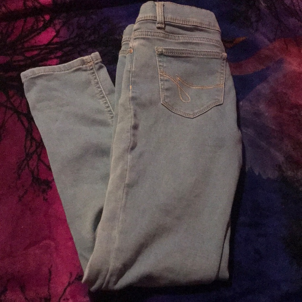 skinny jeans